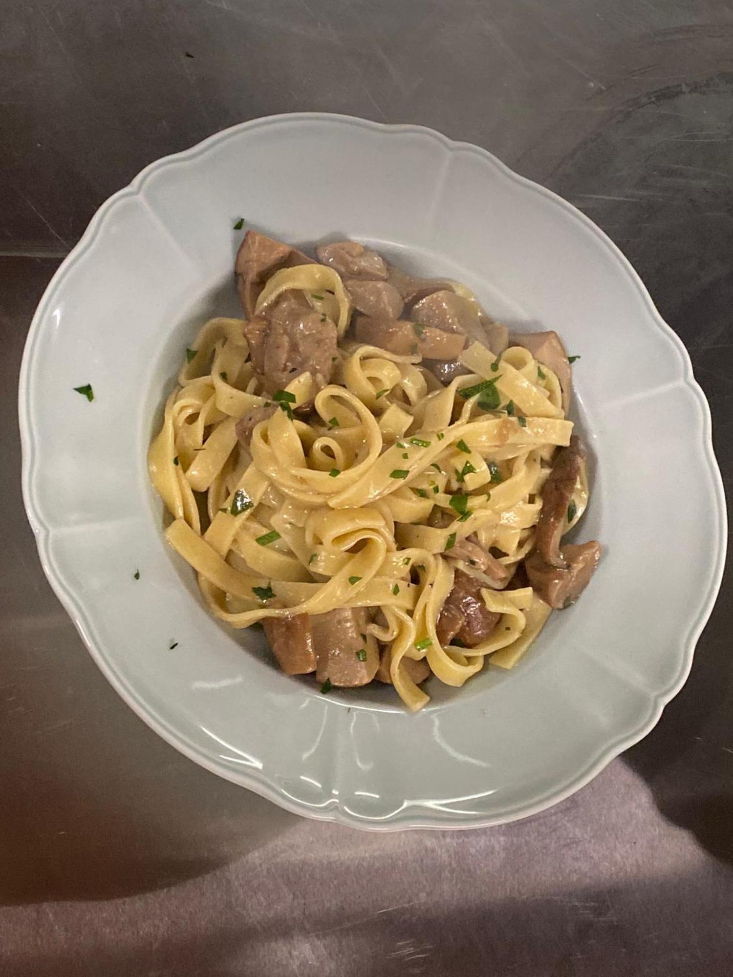 Agriturismo Podere Farnesiana 塔尔奎尼亚 外观 照片